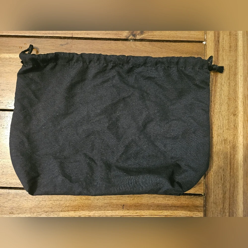 Brighton Dust Bag, Black
